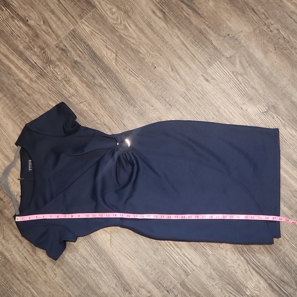 Sophisticated navy work dress.